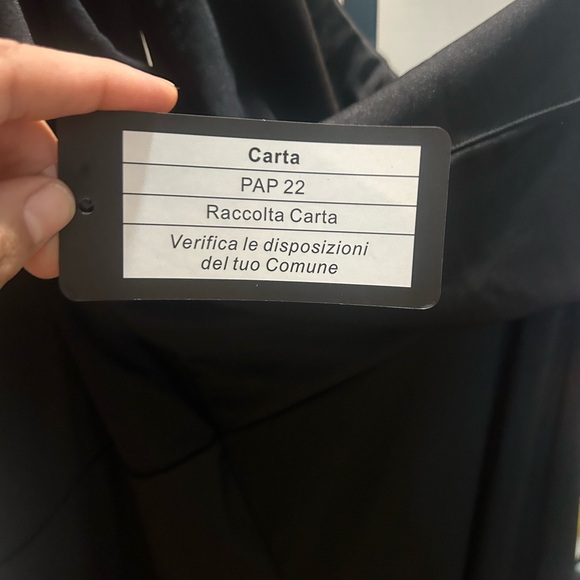 Miss Ord Black One Shoulder Maxi Dress - Picture 9 of 10